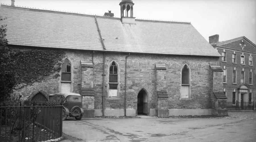 The Forbury Chapel in 1932. Credit: Historic England Archive.